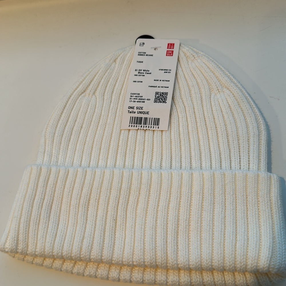 Uniqlo Heattech Beanie Toque White